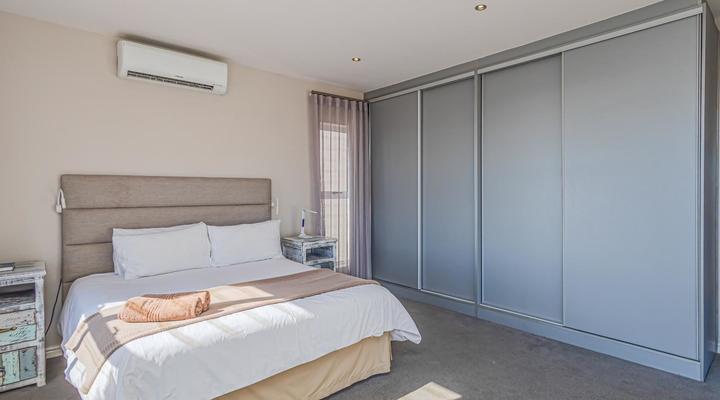 Seasons of Serenity, Langebaan, 8-sleeper