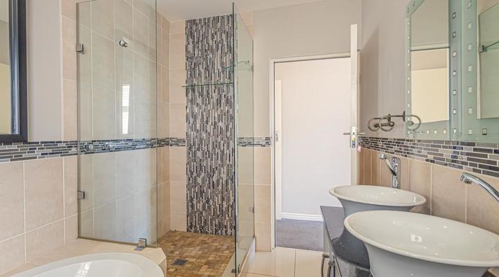 Seasons of Serenity, Langebaan, 8-sleeper