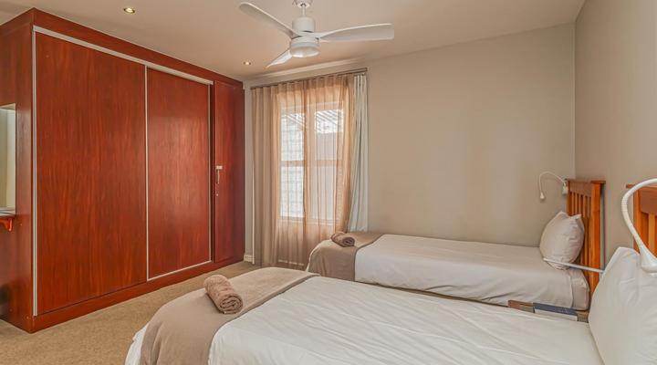 Seasons of Serenity, Langebaan, 8-sleeper