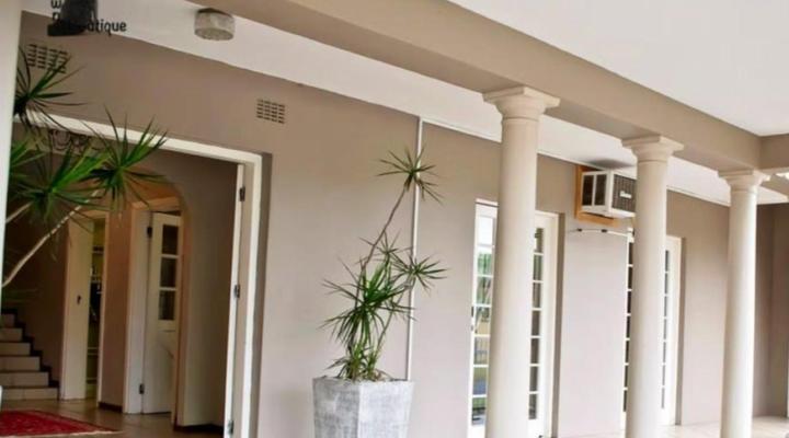 Crayfish Creek Guest House