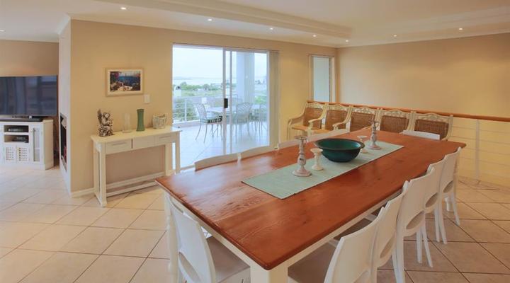 Dei Gratia, Langebaan, 8 sleeper