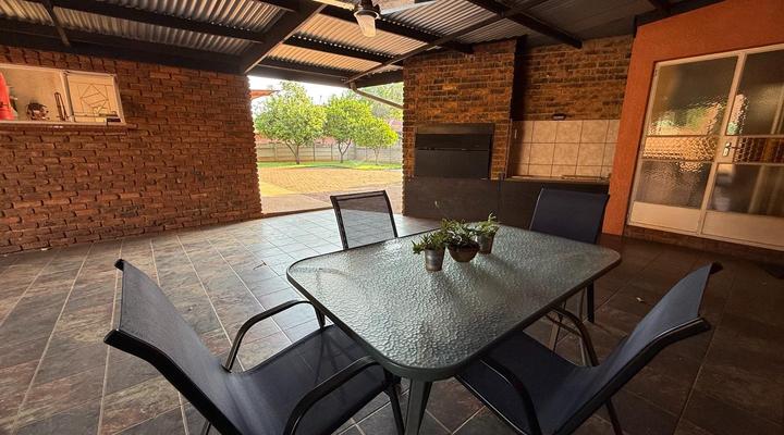 Bushveld Inn Guest House