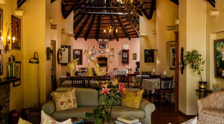 Moontide Guest Lodge