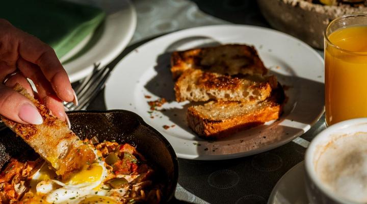 Moontide Guest Lodge