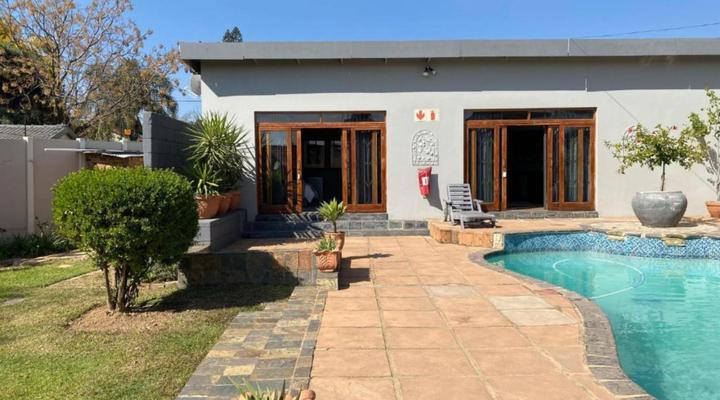 Waterkloof Glen Guest House