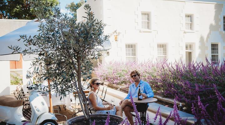 Paul Rene’ Manor House