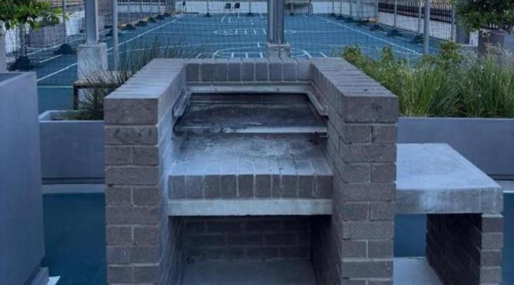 Stay at Cape Station