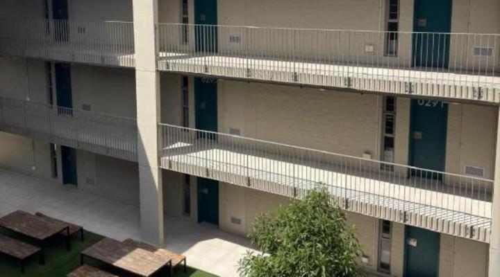 Stay at Cape Station