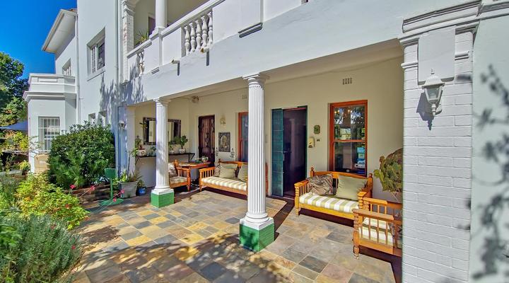 Mountain Manor Guest House