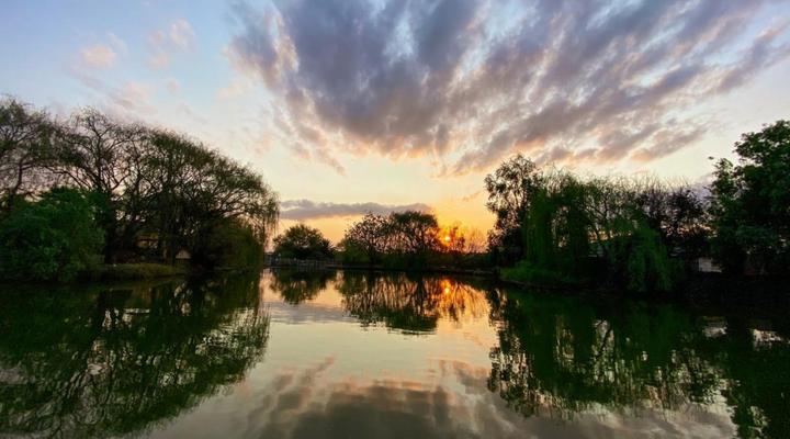 The Nugget Guest Lodge