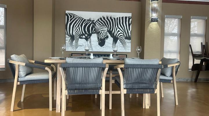 Cheetah Paw Safari Lodge