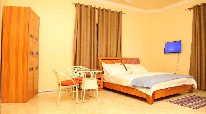 Dalma Lodge