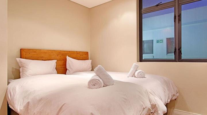 Eden On The Bay 238 by HostAgents