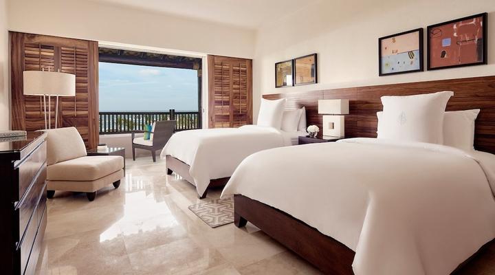 Four Seasons Resort Punta Mita