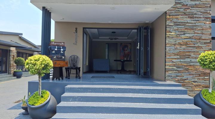 Balalaika Boutique Lodge