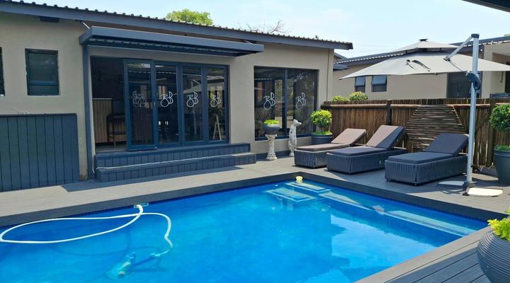 Balalaika Boutique Lodge