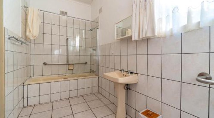 Old Coach Road Guest House