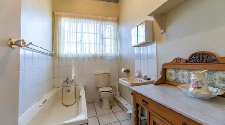 Old Coach Road Guest House