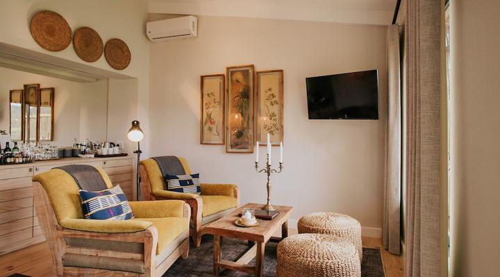 Emily Moon River Lodge