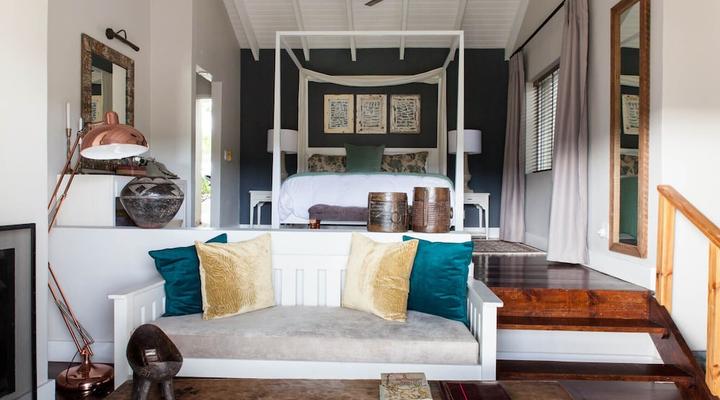 Emily Moon River Lodge