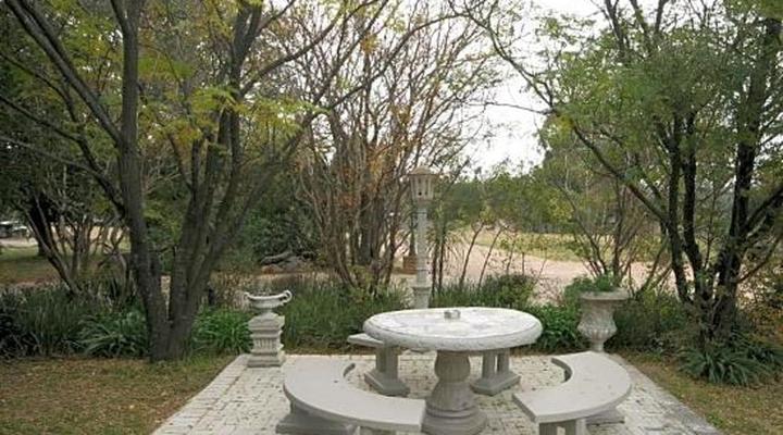 Fourways Gardens Guest Estate