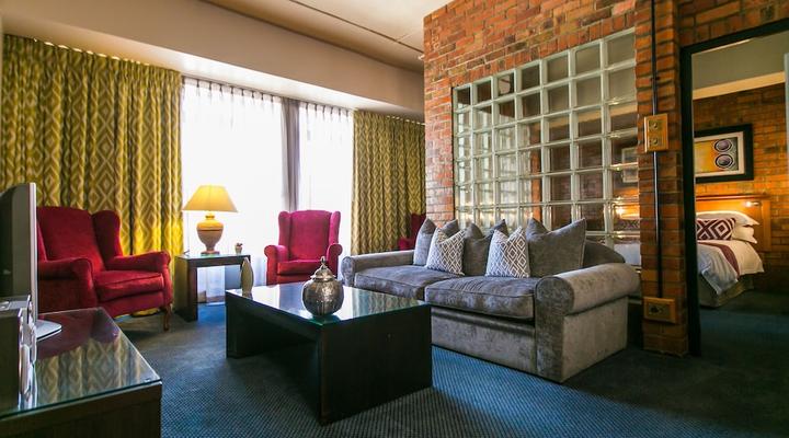 Cape Town Lodge Hotel