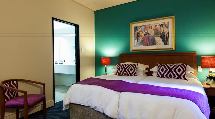 Cape Town Lodge Hotel