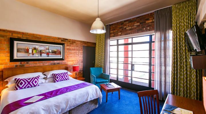 Cape Town Lodge Hotel