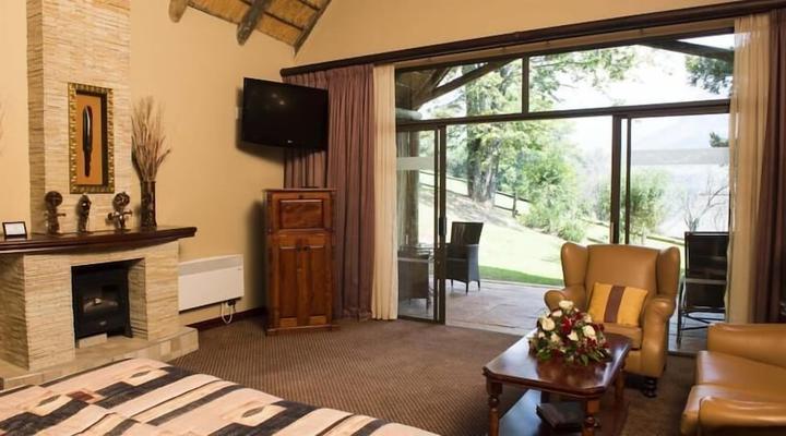 Cathedral Peak Hotel