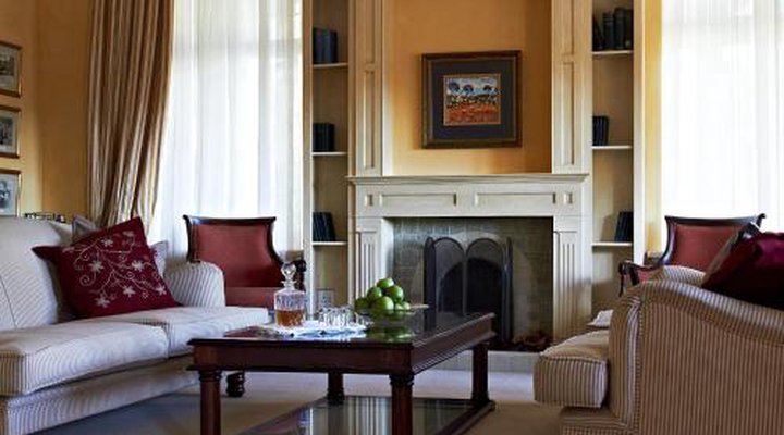 Parkes Manor