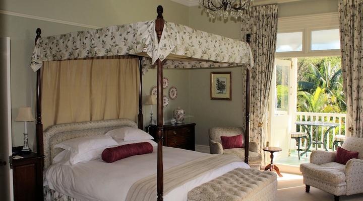 Hacklewood Hill Country House