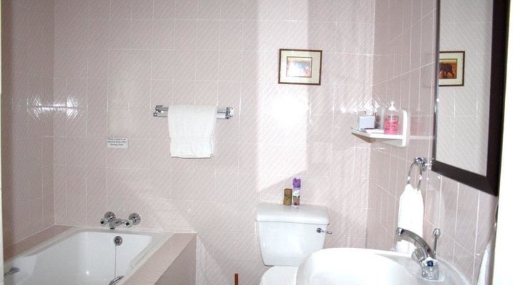 Hillwatering Country House