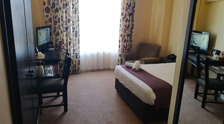 Gooderson Tropicana Hotel