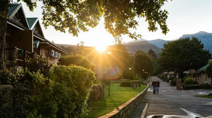 Gooderson Drakensberg Gardens Golf & Spa Resort
