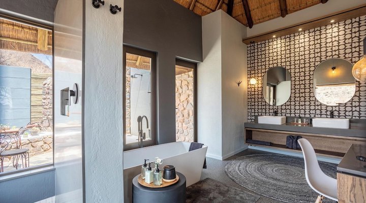 Tuningi Safari Lodge