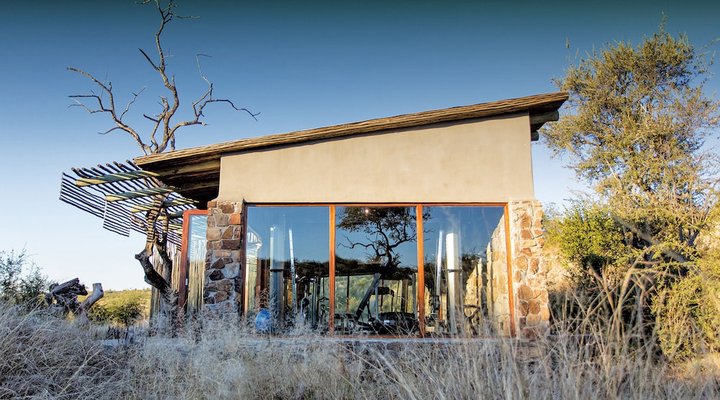 Tuningi Safari Lodge