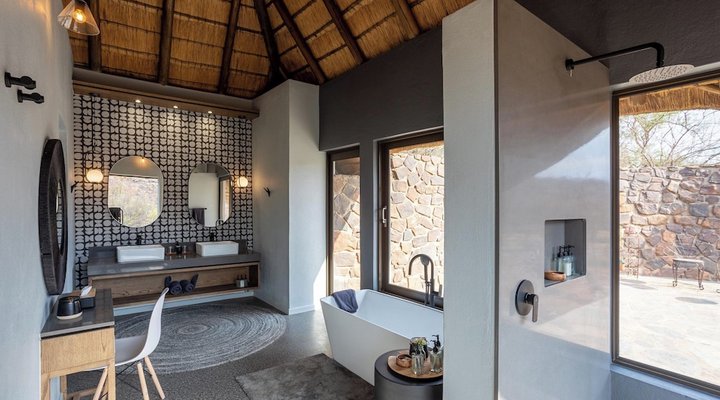 Tuningi Safari Lodge