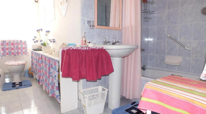 Rachel's Home from Home