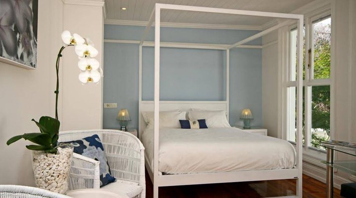 Nine Flowers Guest House