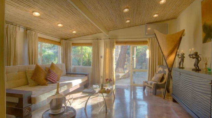 Villa Honeywood Guest House