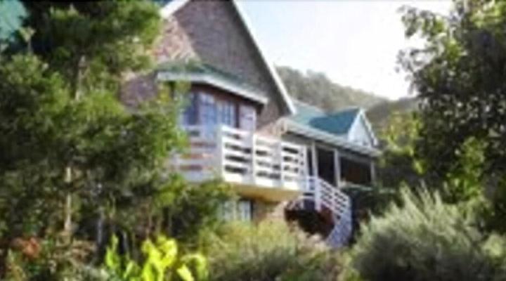 Kingfisher Country House