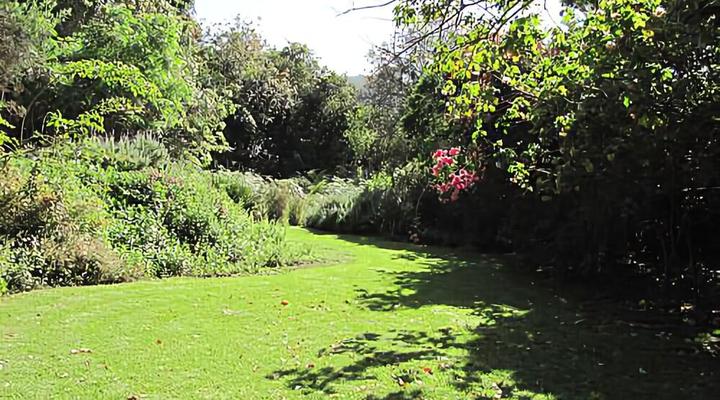 Kingfisher Country House