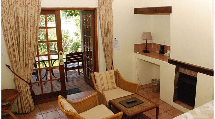 Hulala Lakeside Lodge