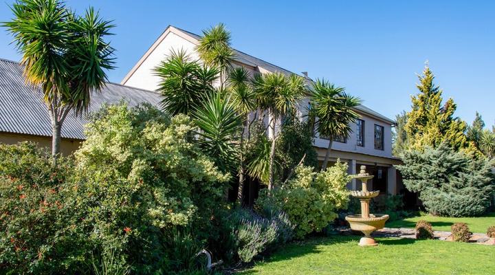 Deo Gratia Guest House