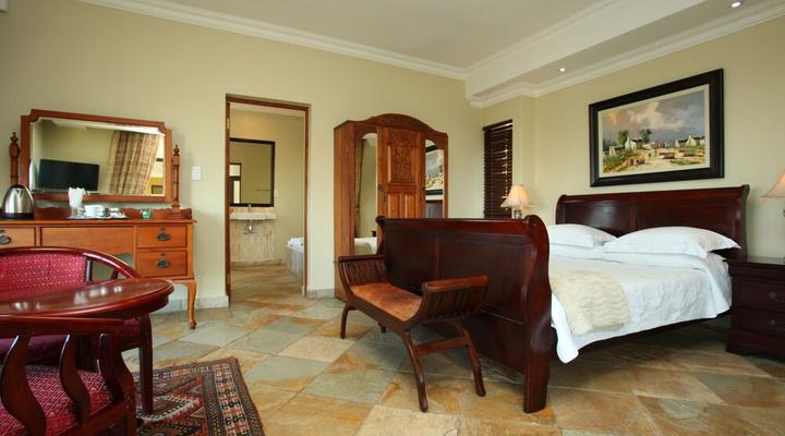 12 on Hillel Guest Manor