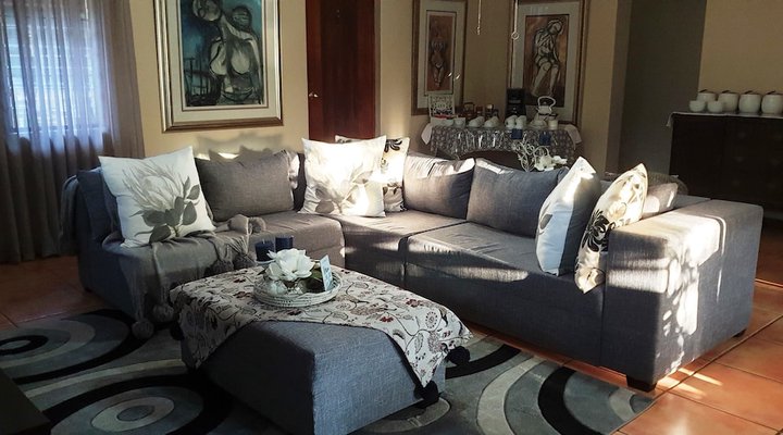 Buya Futhi Bed & Breakfast