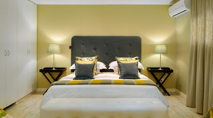 Riverside Boutique Hotel