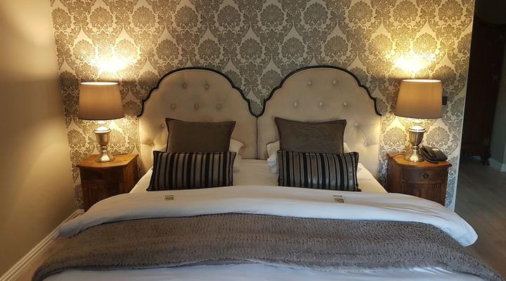 Riverside Boutique Hotel