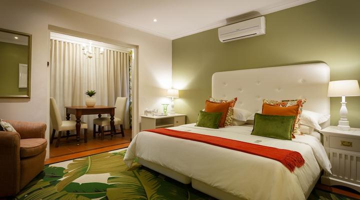 Riverside Boutique Hotel