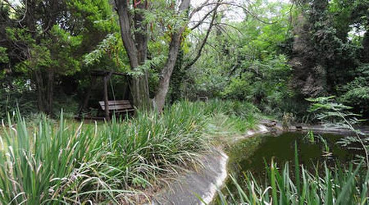 Riverbend Country House